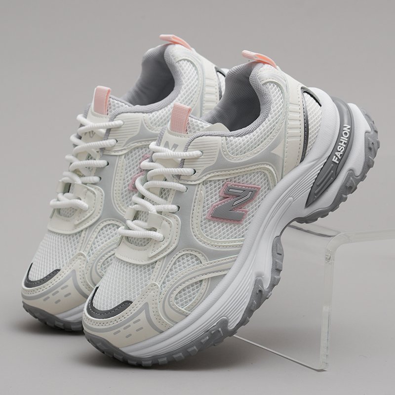 8 best women’s ankle boots, from lace-up to leather